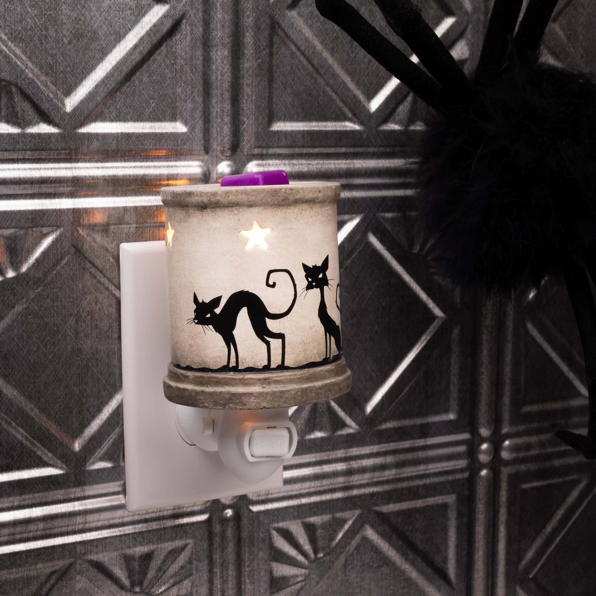 Black Cat Electric Plug In Wax Warmer with Bulb