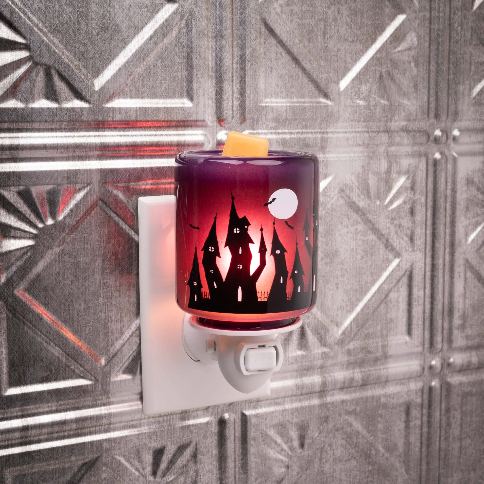 Haunted House Electric Plug In Wax Warmer with Bulb